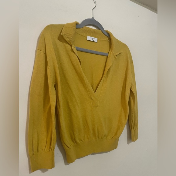 Babaton V-Neck Yellow Sweater Cropped Style - Picture 3 of 4